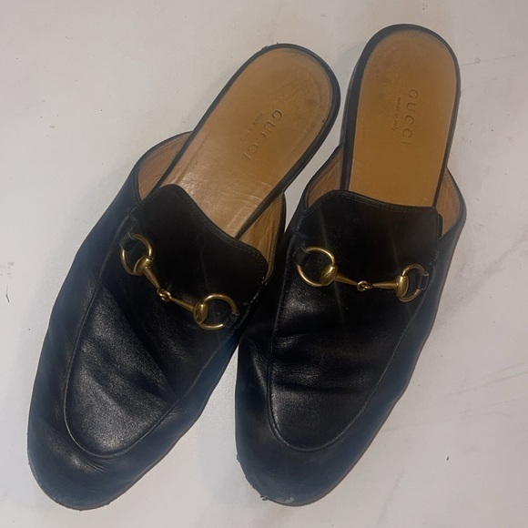 Gucci Shoes - Gucci Princetown 38
